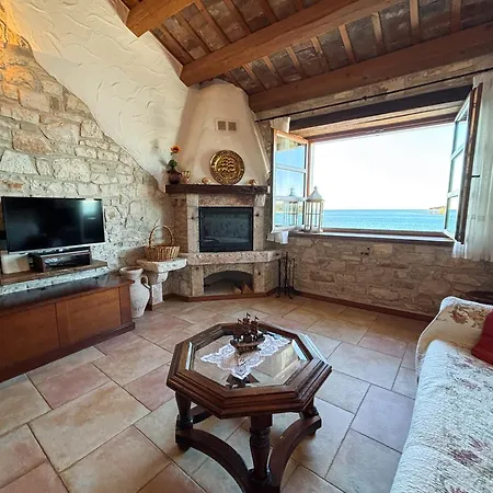 Center Coastal Escape - With Sea View Or Cozy Lägenhet *