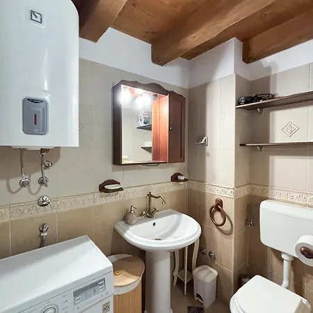 Lägenhet Center Coastal Escape - With Sea View Or Cozy *