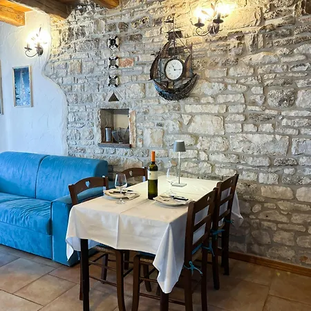 Center Coastal Escape - With Sea View Or Cozy * Novigrad Istria