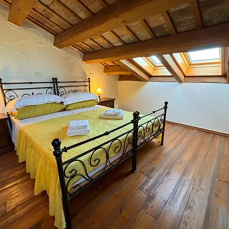 Lägenhet Center Coastal Escape - With Sea View Or Cozy *