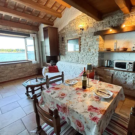 Center Coastal Escape - With Sea View Or Cozy Lägenhet