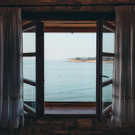 Center Coastal Escape - With Sea View Or Cozy * Novigrad Istria